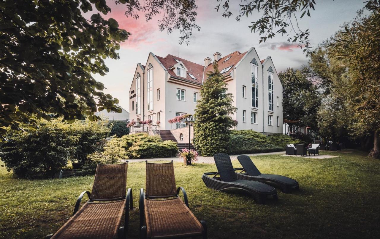 Hotel Lajta Park Mosonmagyaróvár المظهر الخارجي الصورة
