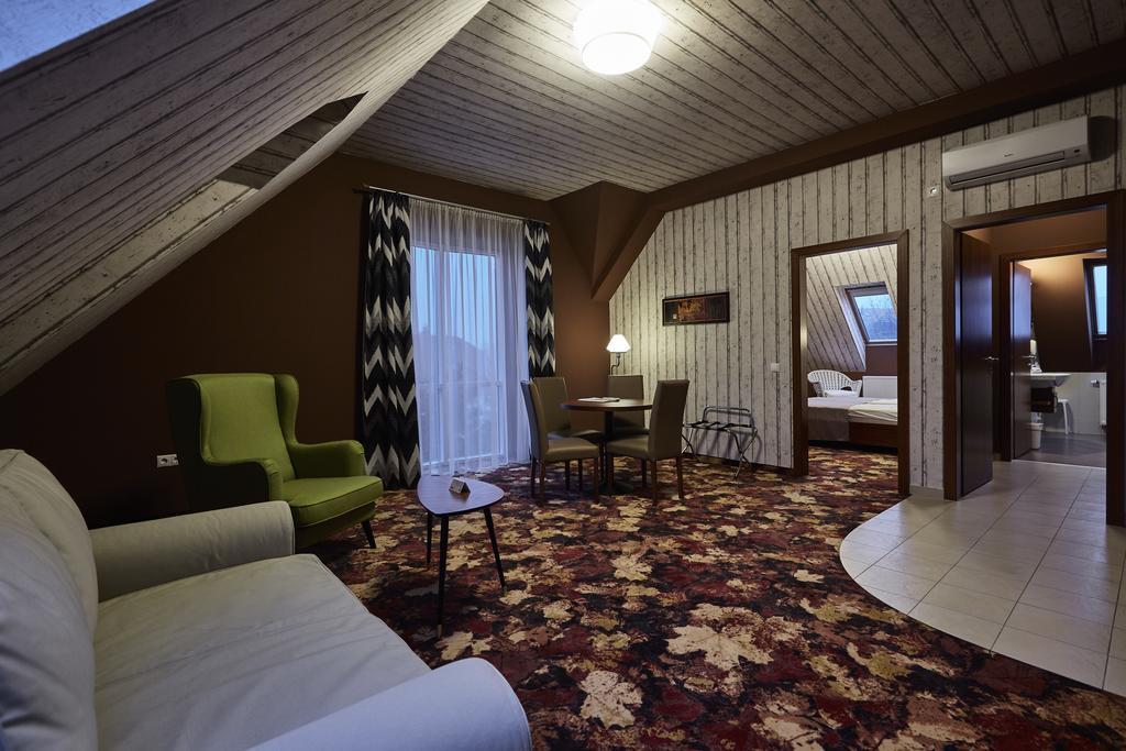 Hotel Lajta Park Mosonmagyaróvár المظهر الخارجي الصورة