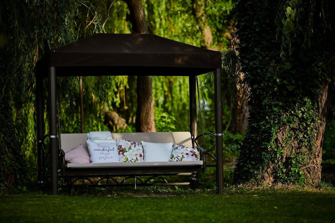 Hotel Lajta Park Mosonmagyaróvár المظهر الخارجي الصورة